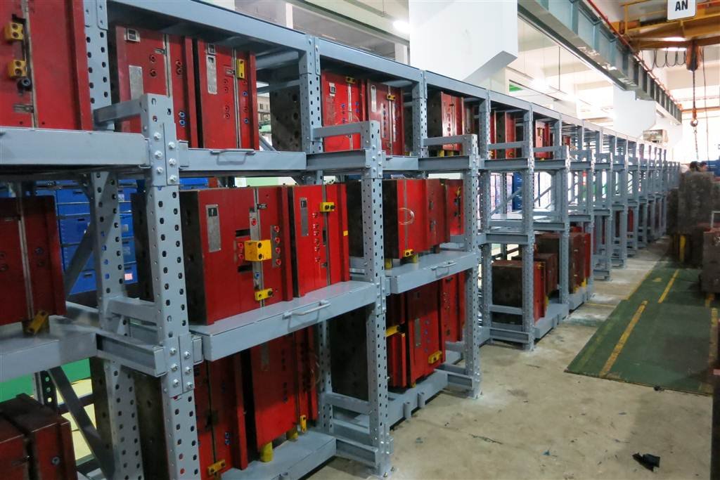 Kệ để khuôn cho nhà máy linh kiện ô tô xe máy Kệ để khuôn cho nhà máy linh kiện ô tô xe máy
